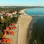 Apartamento Sunrise Close To The & By Renters Sopot
