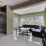 Sunrise Close To The & By Renters 公寓