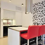 Apartamento Sunrise Close To The & By Renters