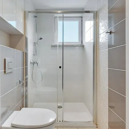 Apartament Sunrise Close To The & By Renters *