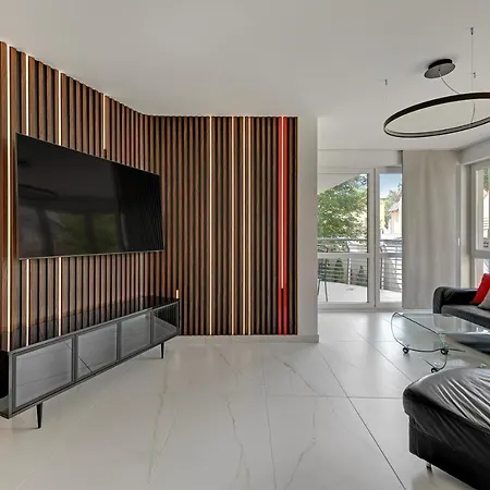 Apartament Sunrise Close To The & By Renters