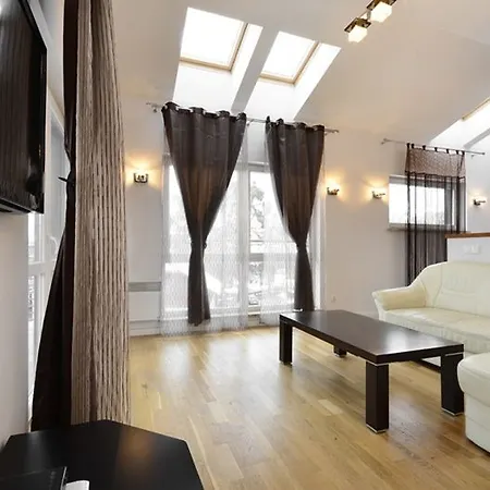 Dom & House - Sunrise Apartament *